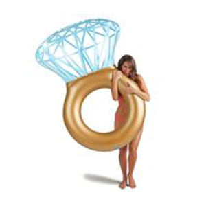 Engagement ring float