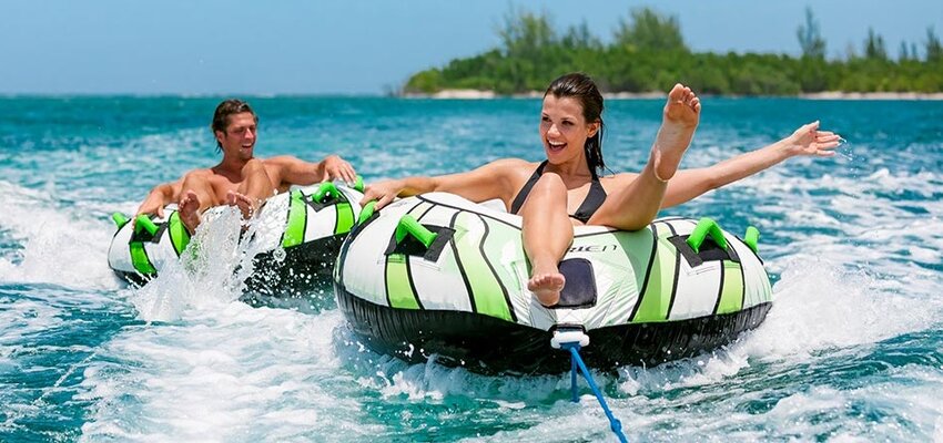 hamptons boat rental tubing Package